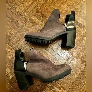 Zara Two Tone Black Gray Leather Suede Mixed Media Ankle Bootie Zipper Shoe